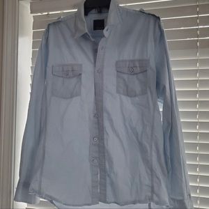 Buckle 7 Diamonds button up shirt is size Large.